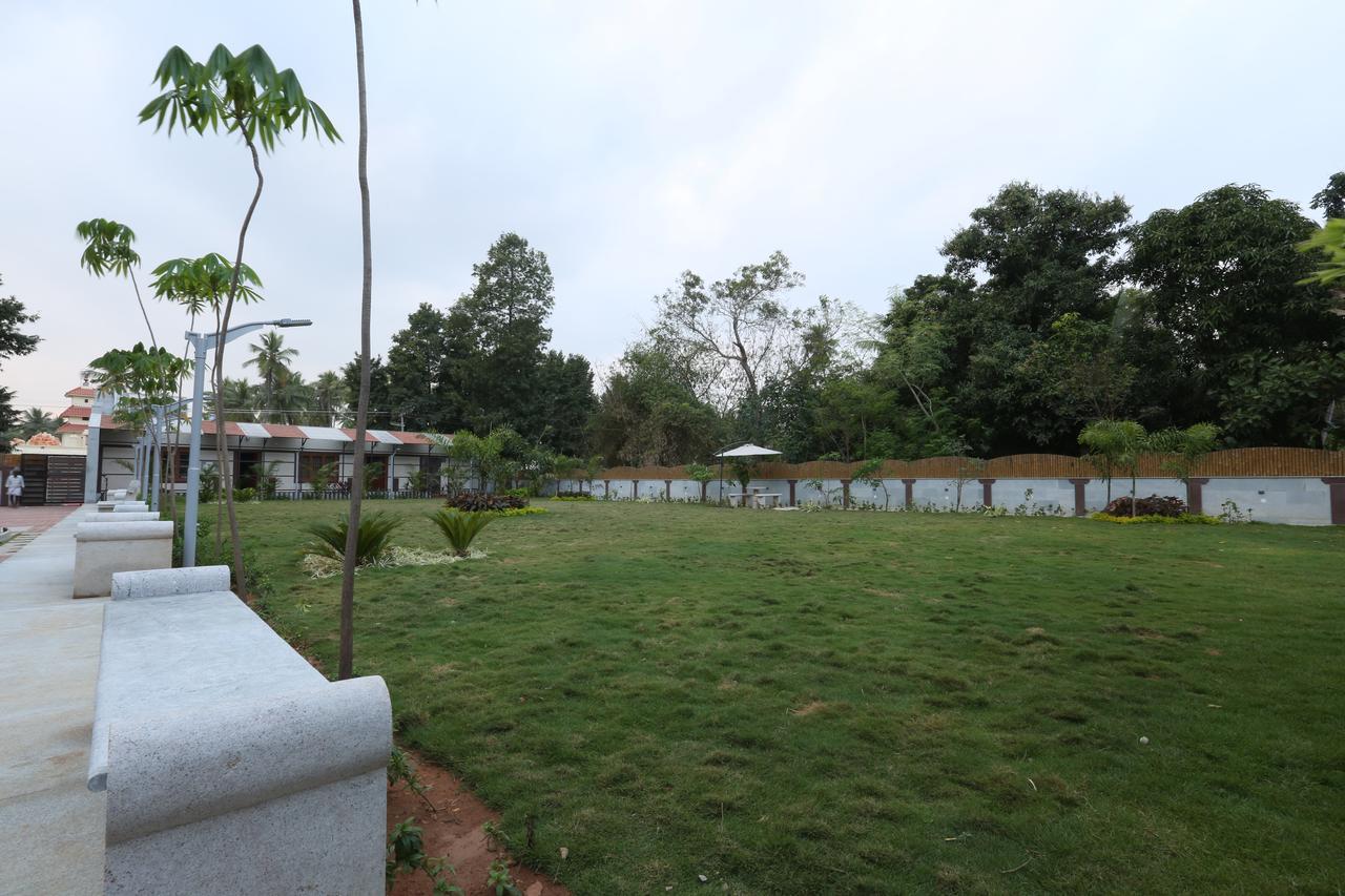 Mayapuri Amira Kumbakonam Exterior photo